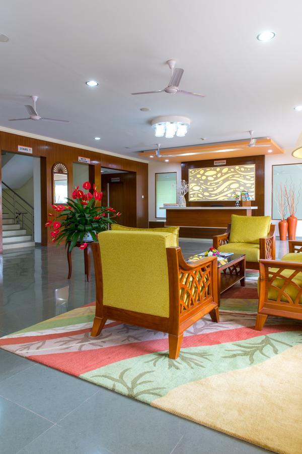 Viva Hotel Near Madgaon Railway Station Екстер'єр фото