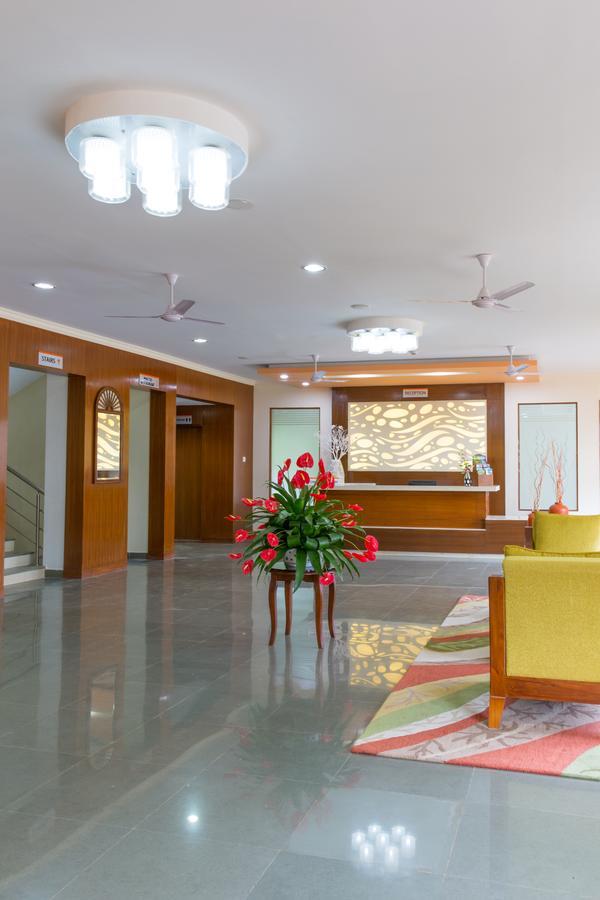Viva Hotel Near Madgaon Railway Station Екстер'єр фото