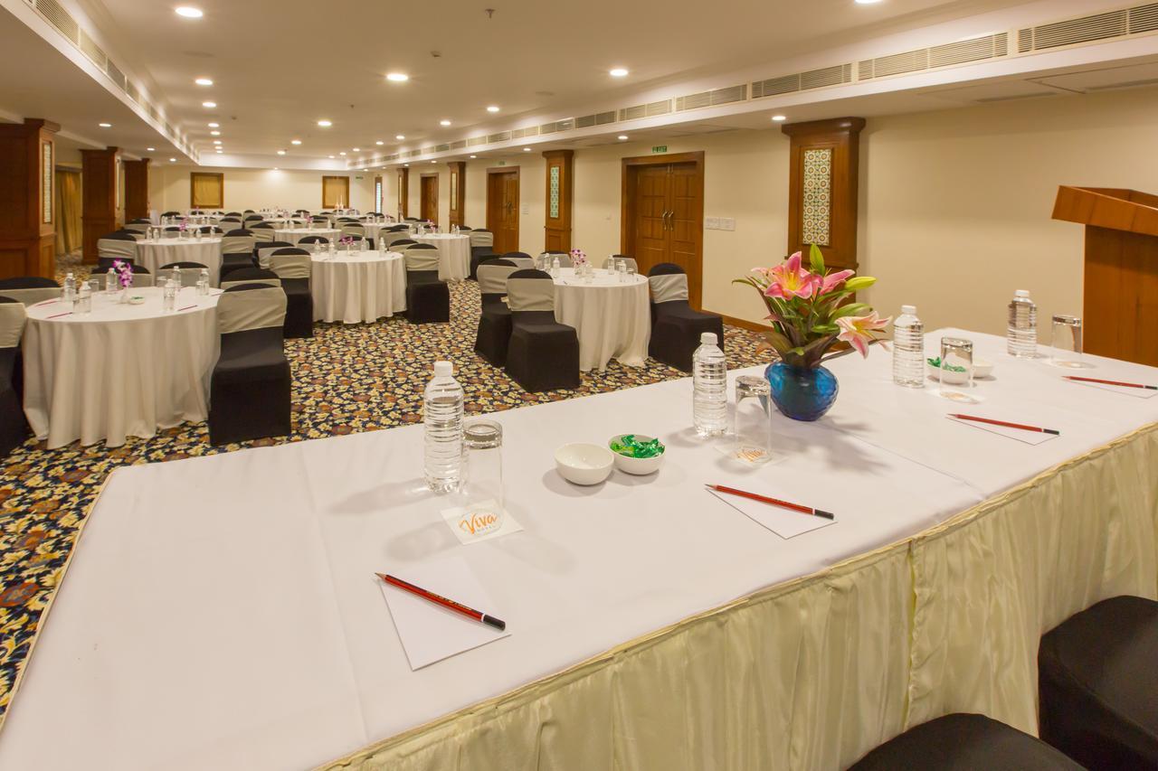 Viva Hotel Near Madgaon Railway Station Екстер'єр фото