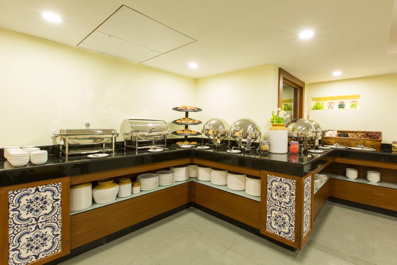 Viva Hotel Near Madgaon Railway Station Екстер'єр фото