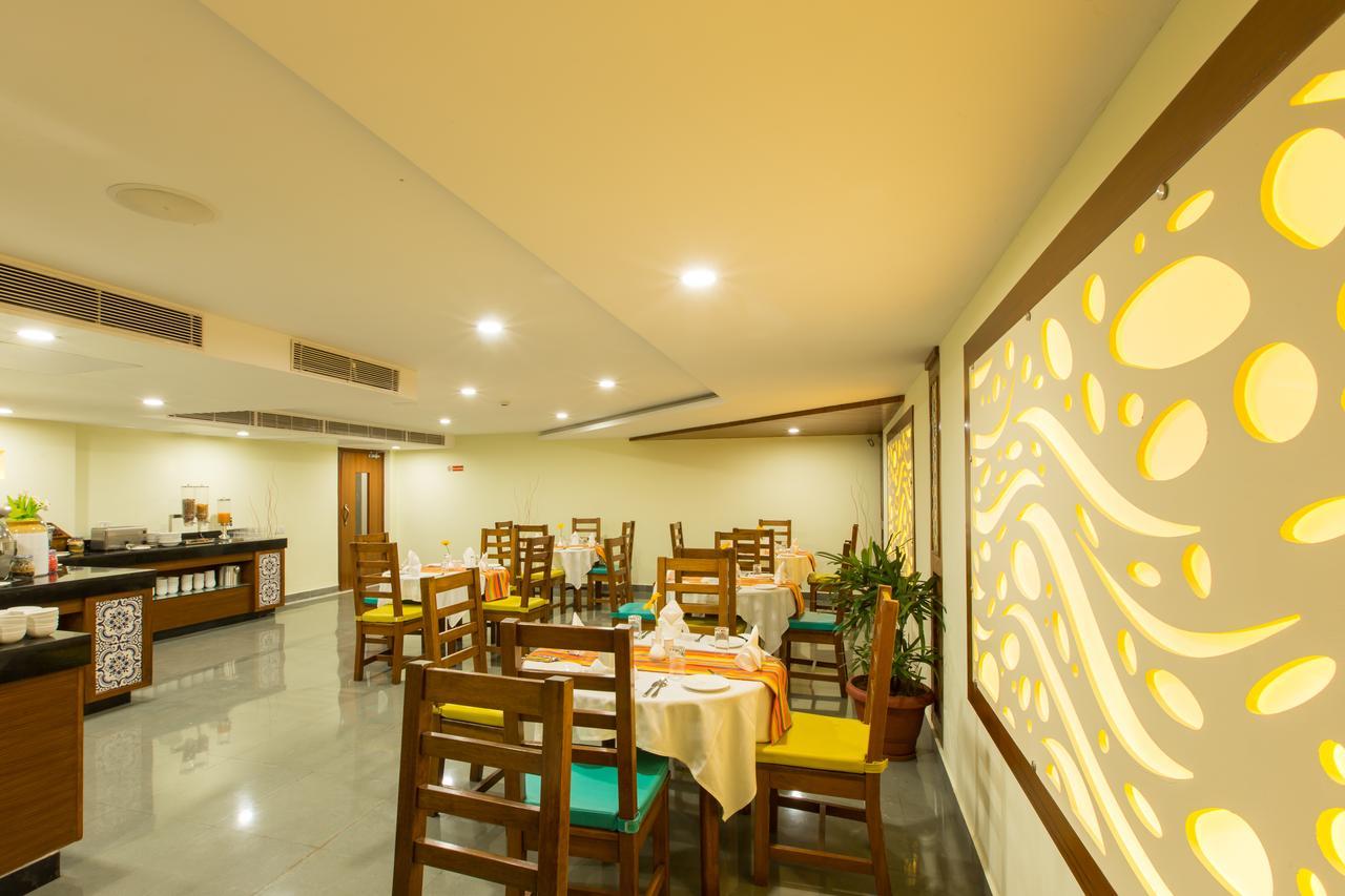 Viva Hotel Near Madgaon Railway Station Екстер'єр фото