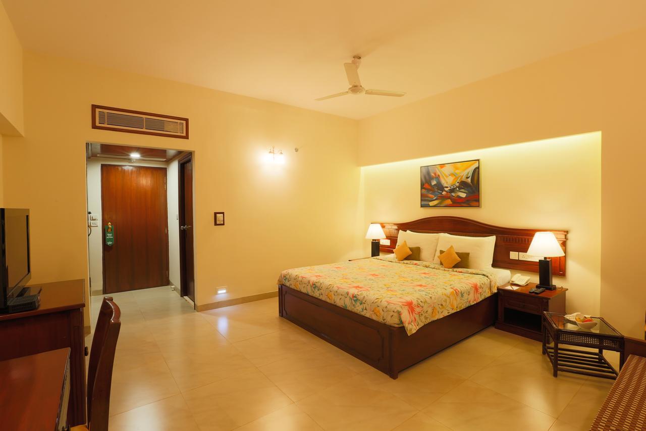 Viva Hotel Near Madgaon Railway Station Екстер'єр фото