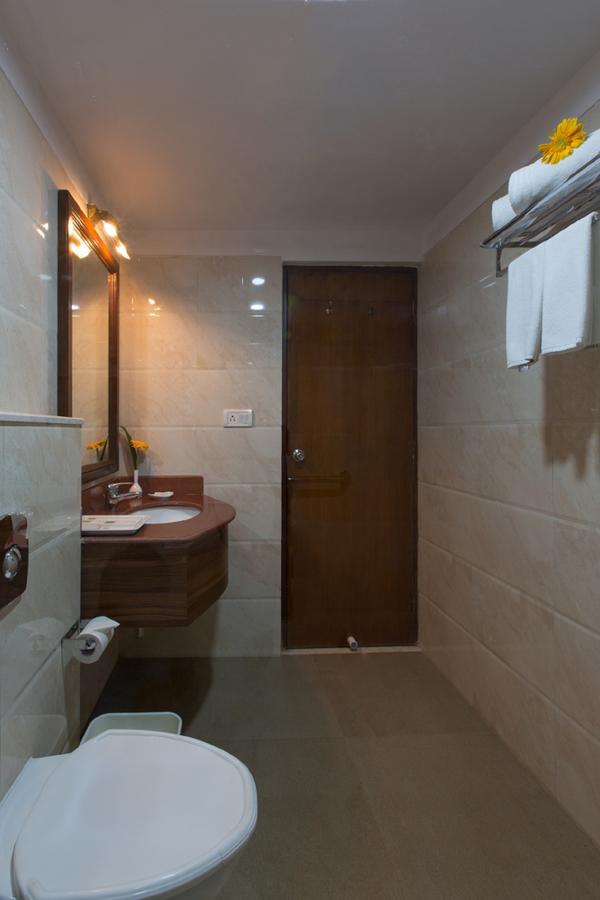Viva Hotel Near Madgaon Railway Station Екстер'єр фото