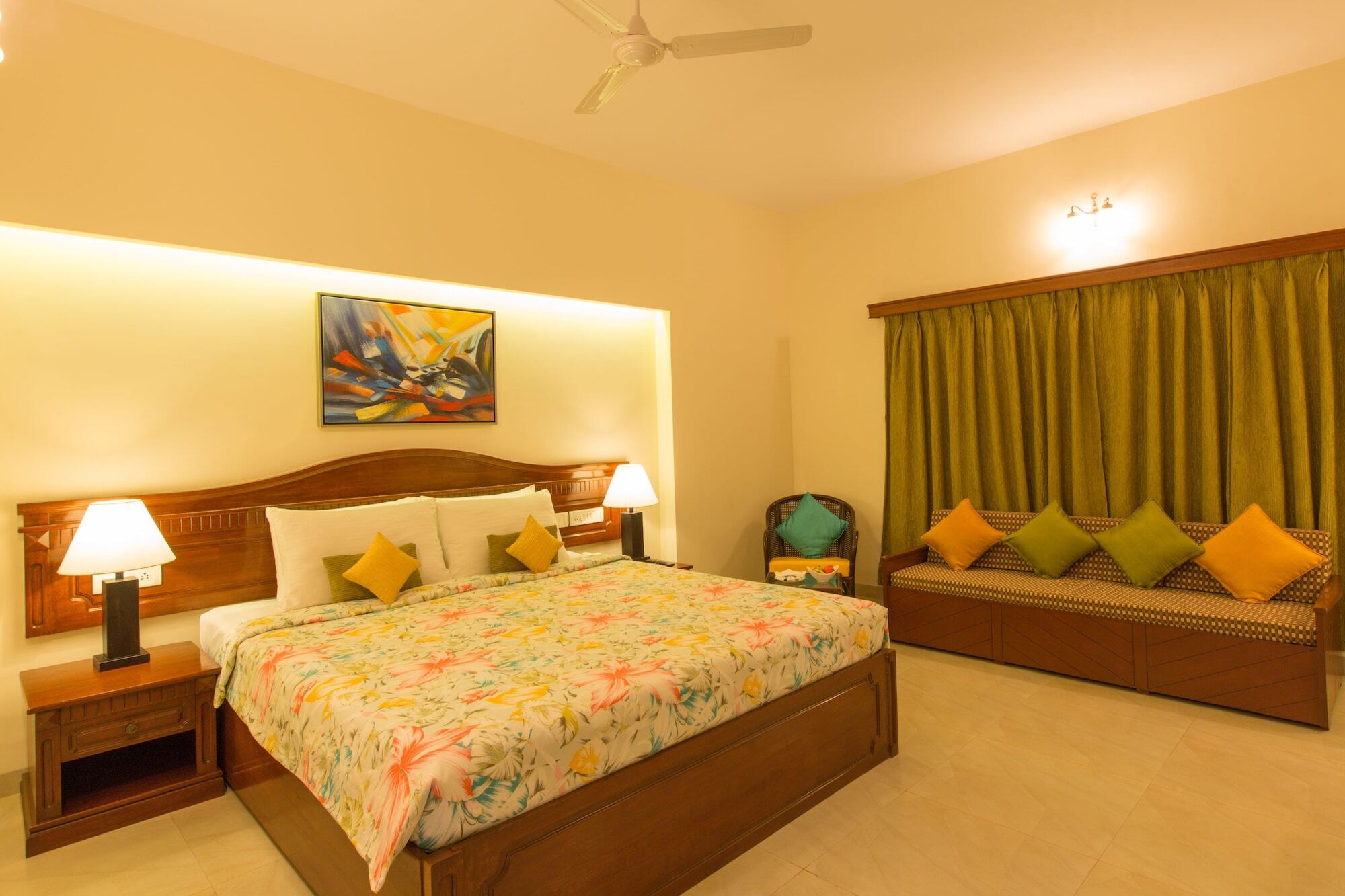 Viva Hotel Near Madgaon Railway Station Екстер'єр фото